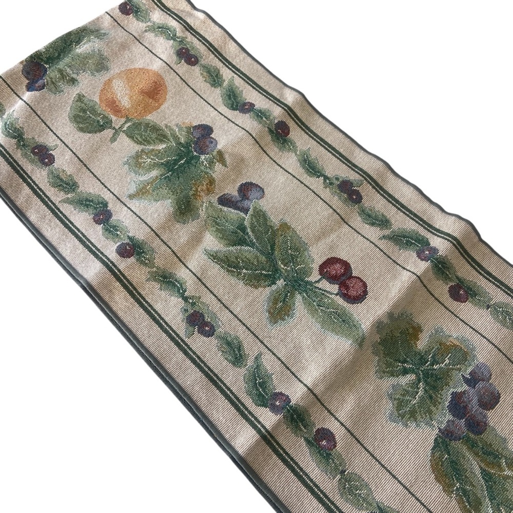 Pfaltzgraff Jamberry Tapestry Woven Table Runner 13” x  72” NWT